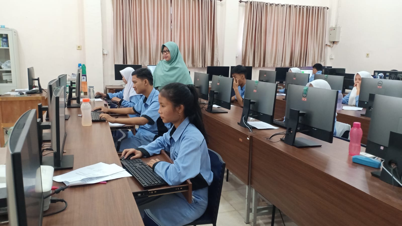 Pengembangan Perangkat Lunak Dan Gim Plpg Smk Negeri 7 Pekanbaru 7463